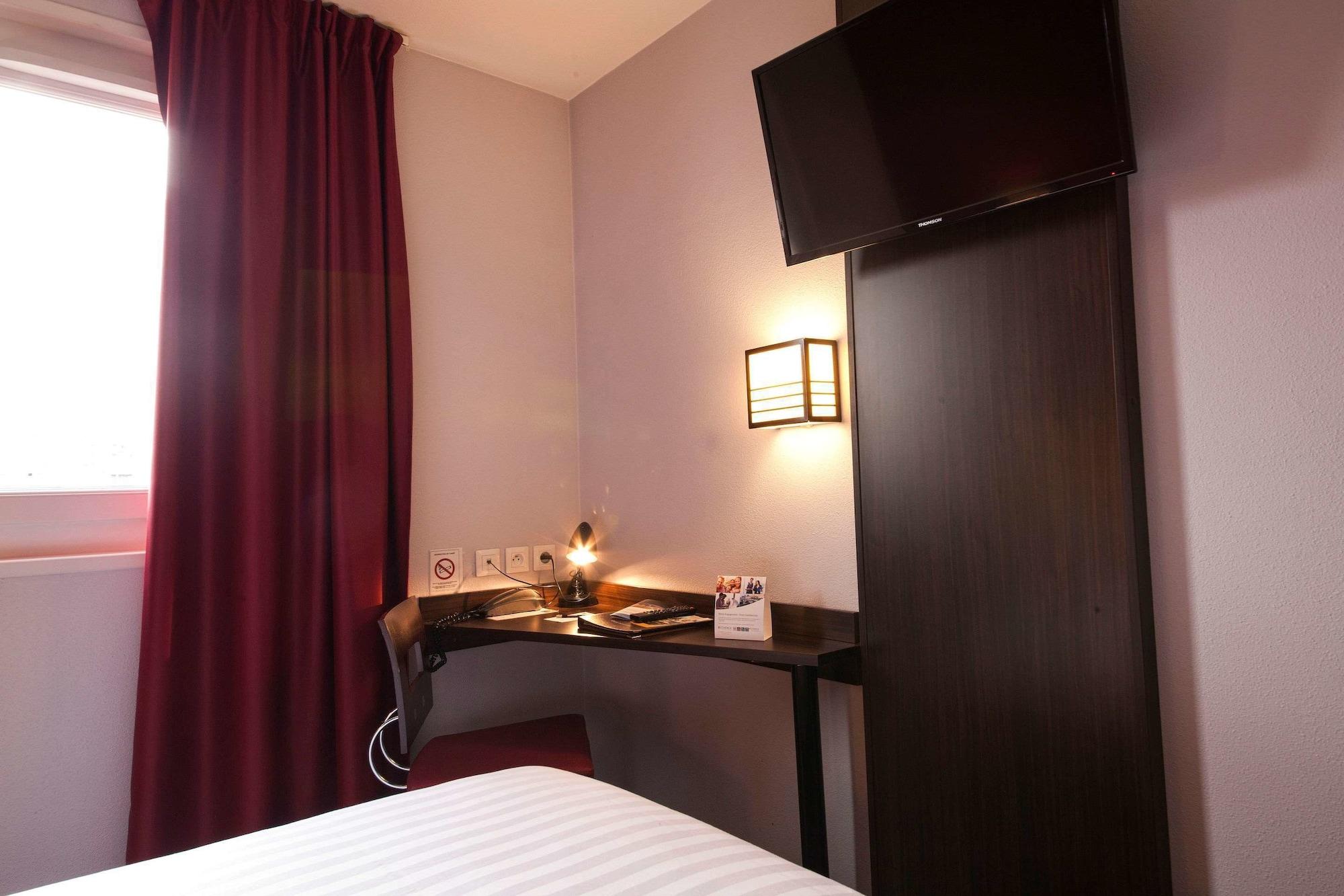 Comfort Hotel Clermont Saint Jacques Εξωτερικό φωτογραφία