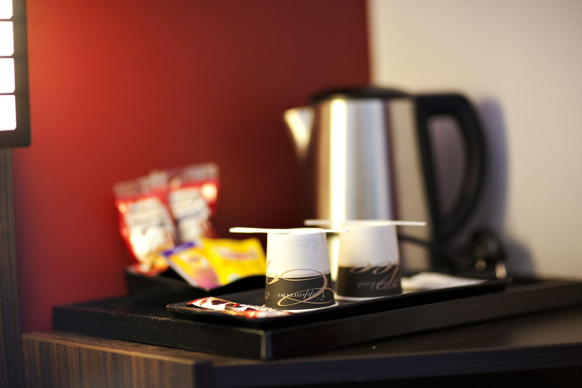 Comfort Hotel Clermont Saint Jacques Εξωτερικό φωτογραφία