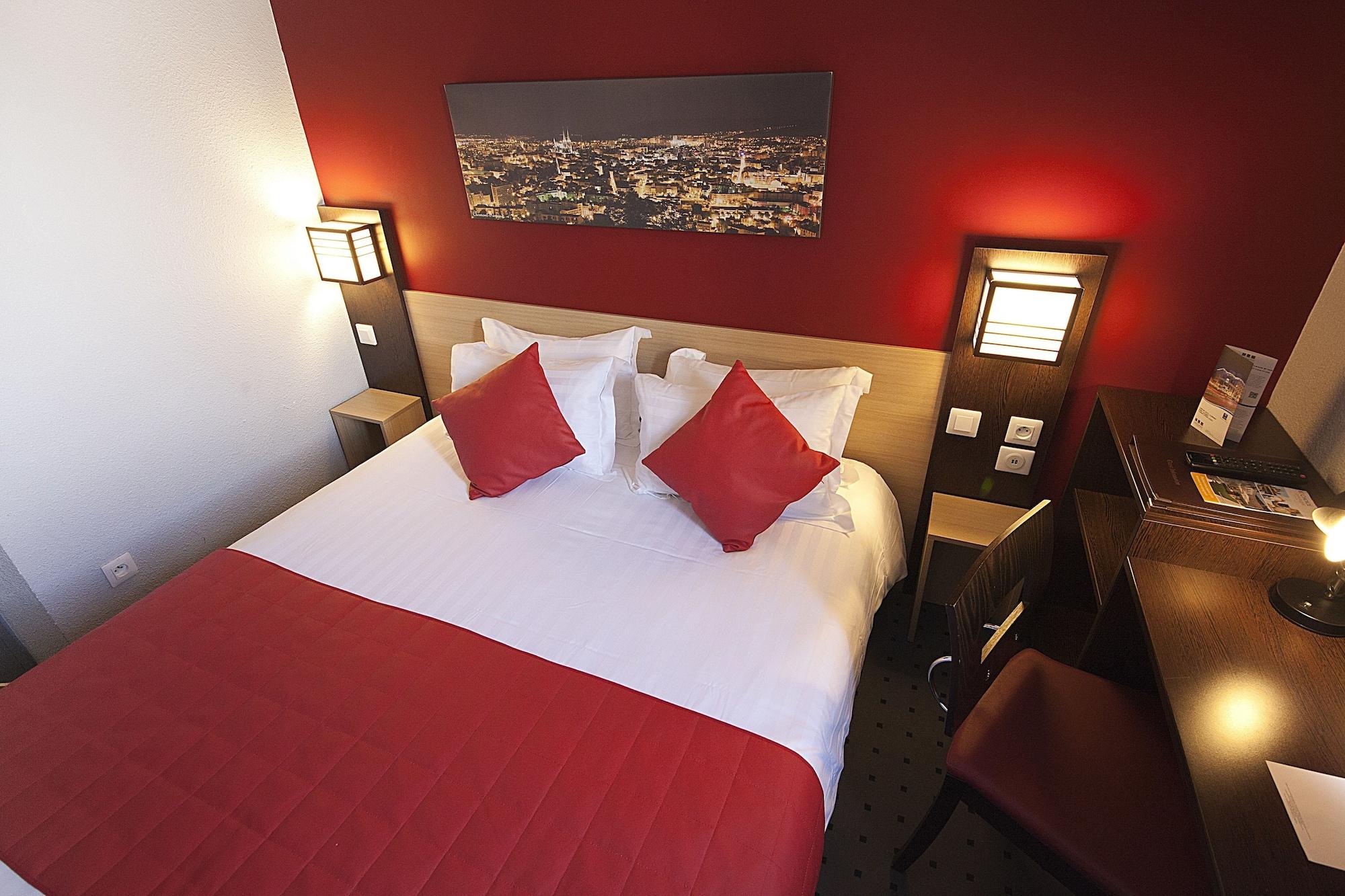 Comfort Hotel Clermont Saint Jacques Εξωτερικό φωτογραφία