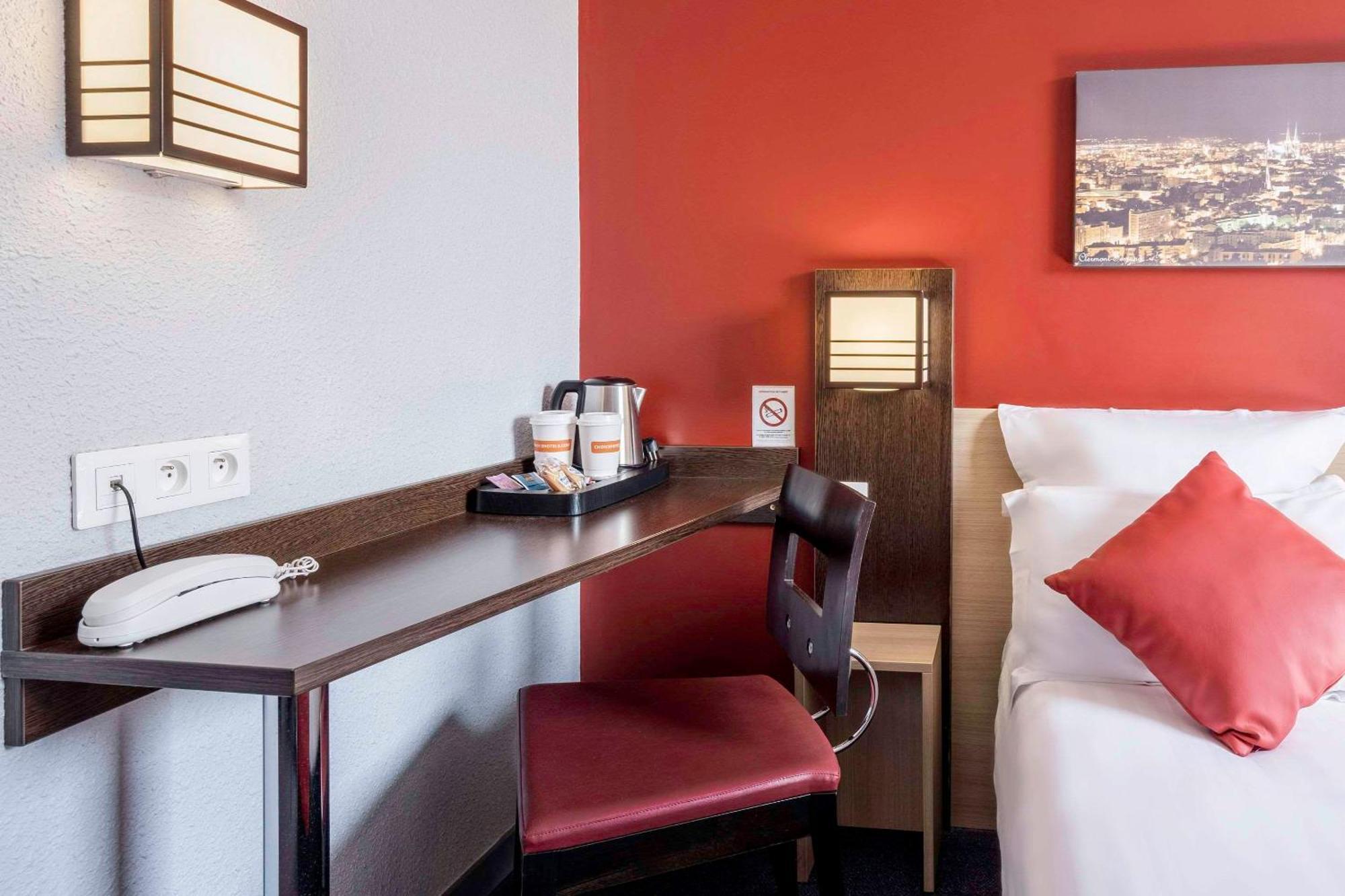 Comfort Hotel Clermont Saint Jacques Εξωτερικό φωτογραφία