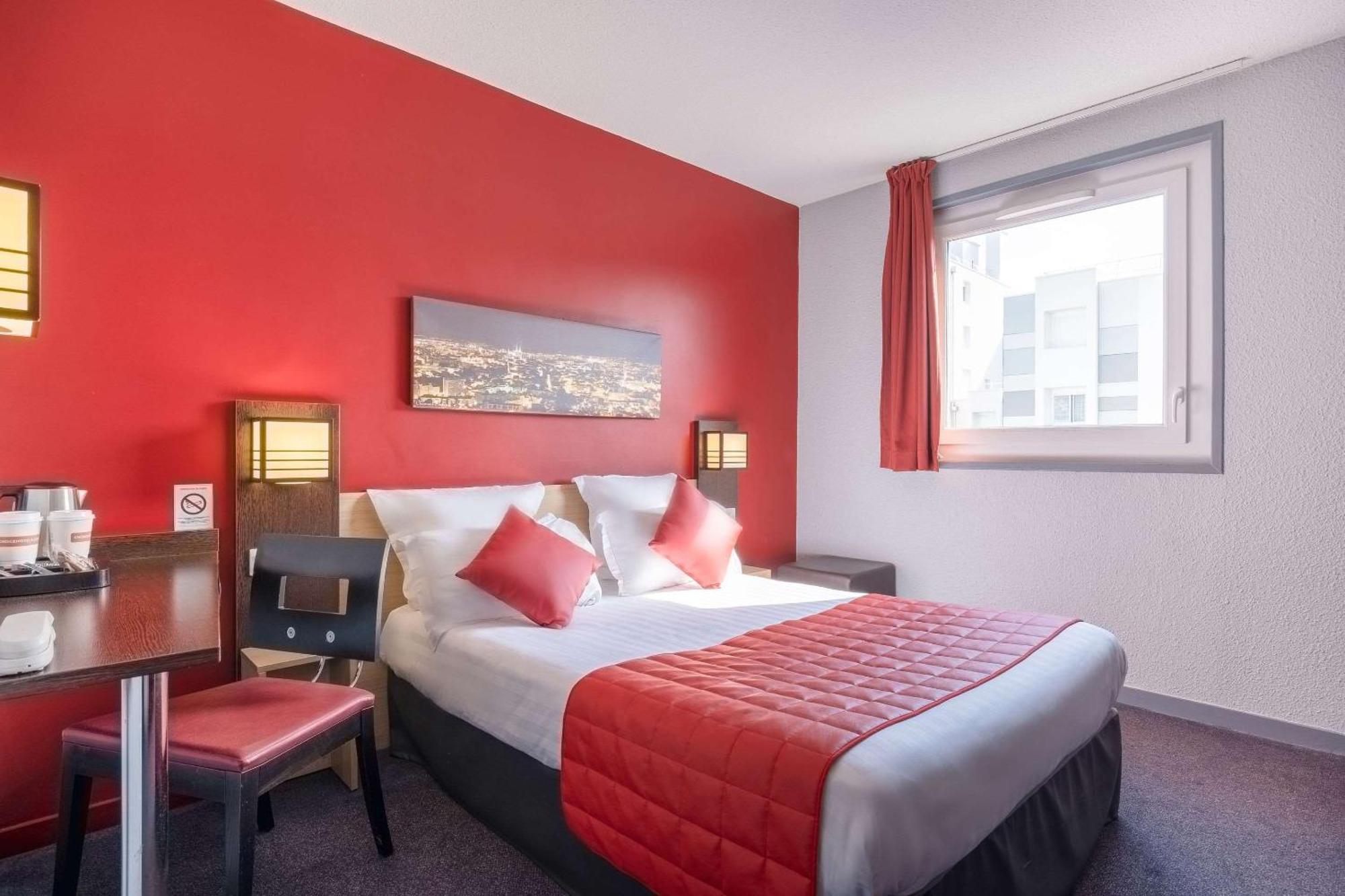 Comfort Hotel Clermont Saint Jacques Εξωτερικό φωτογραφία