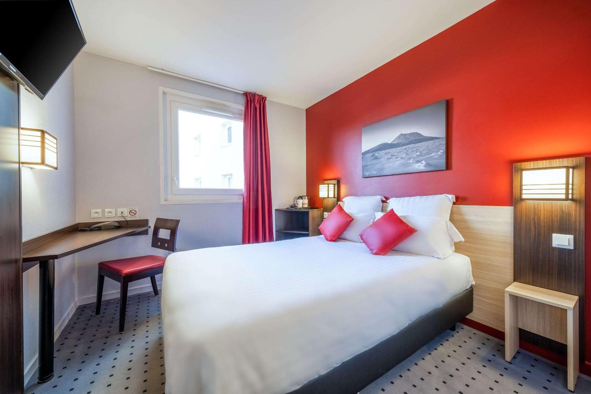Comfort Hotel Clermont Saint Jacques Εξωτερικό φωτογραφία
